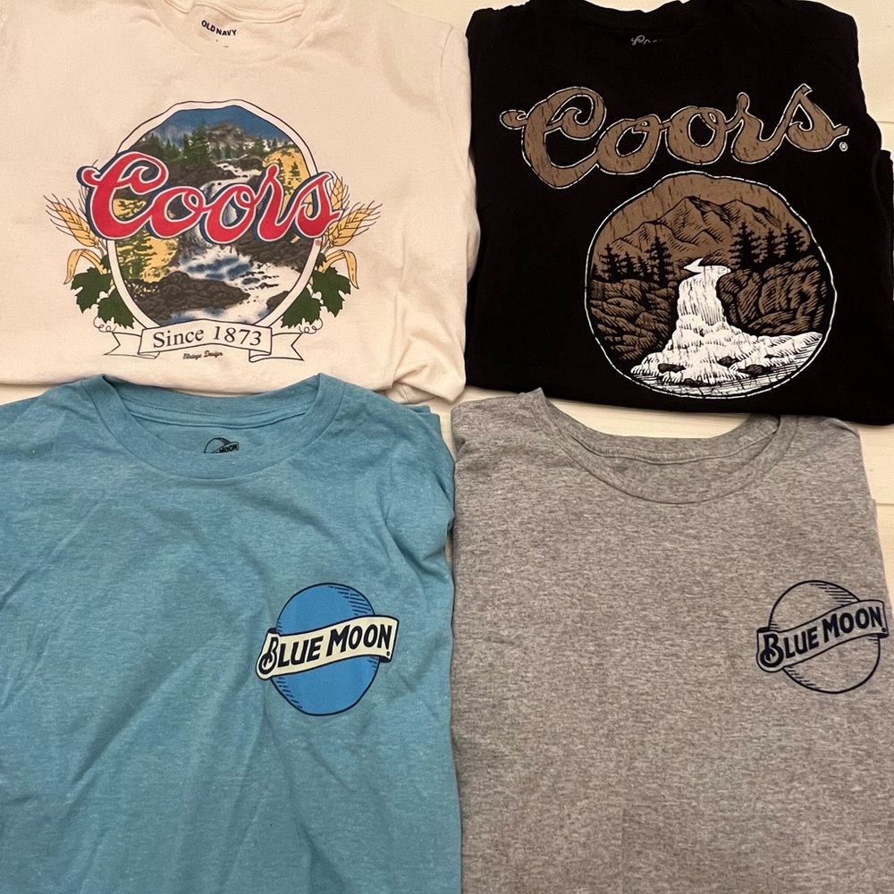 Men’s Large Beer Shirts (coors light & blue moon)
